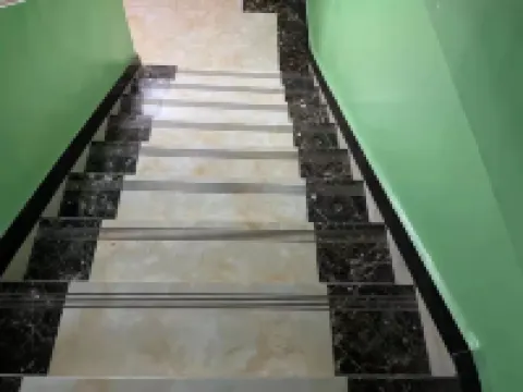 Tongren New Royal Hotel