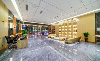 Qianhai Sands Hotel (Shenzhen Xixiang Metro Station)