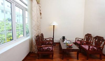 デラックスシティビュールーム ホテル コンチネンタル サイゴンの写真