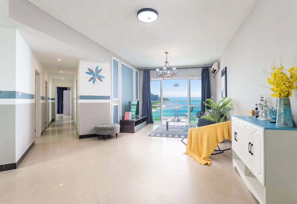 Sanya Blue Star Moon 아파트 객실에서 바라본 바다 전망