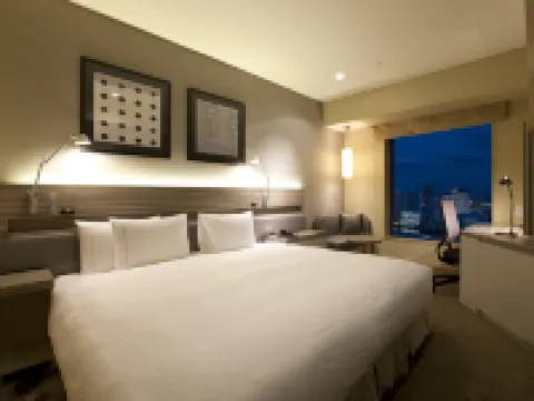 โรงแรมเดอะรอยัลพาร์ค ไอคอนิค โตเกียว ชิโอโดเมะ โรงแรมในโตเกียว