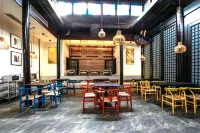 Heike E-Sports Hotel (Yangzhou Heyuan)