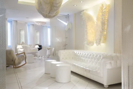 Vice Versa Отели рядом с достопримечательностью «Musee Mendjisky-Ecoles de Paris»