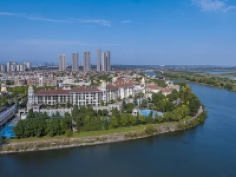 Country Garden Phoenix Hotel Hotels near Hunan Engineering Polytechnic