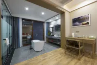 Qiyunshan Haoshetianxia Homestay فنادق في 