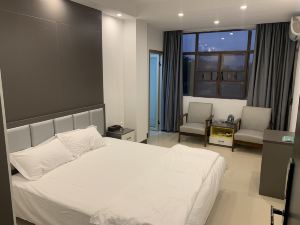 Foshan Liangli Apartment