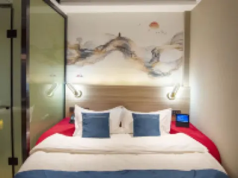 Home Inn Huaying Hotel (Yingxian Muta Shop) Hotels near Ying County Buddhist Temple