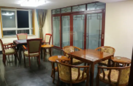 Yibin Guanyin Business Hotel