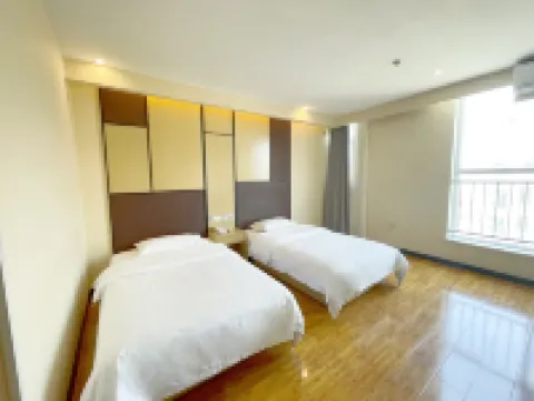 Shell Hotel (Taiyuan South Station Shanxi University) Hotels in Taiyuan