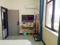 Ningguo Mountain Flower Under the Tree Homestay (Southern Anhui Sichuan-Tibet Route Redwood Forest)