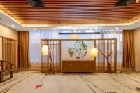 Yunpu International Hotel (Foshan Lecong Furniture World)