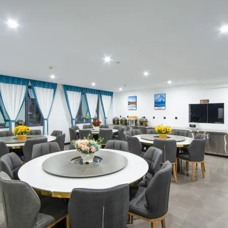 Fengqing Silipu Hotel