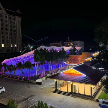 Menglian Ruyi Hotel