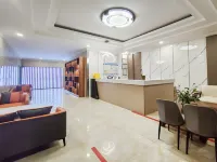 Holiday Inn Huanpeng (Jiaodong International Airport Branch) - 2-Star