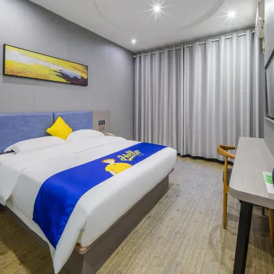 7Days Inn Hotel (Nanning Chaoyang Square Railway Station) Hotels near Nanning Train Station