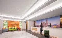 Vienna 3 Best Hotel (Jiangmen Enping Stadium)