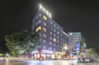 Lavande Hotel (Wuzhou Civic Plaza)