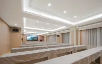 Vienna Hotel (Mengcheng Jinggong Plaza Store)