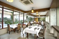 FARS Hotel & Resorts - breakfast