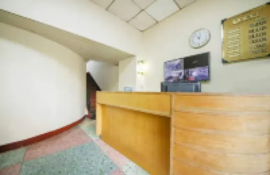 Ningmeng Hotel (Shijiezhichuang)