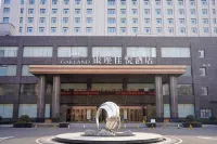 Yutai Inzone Garland Hotel Hotels near Feiyue Times Square