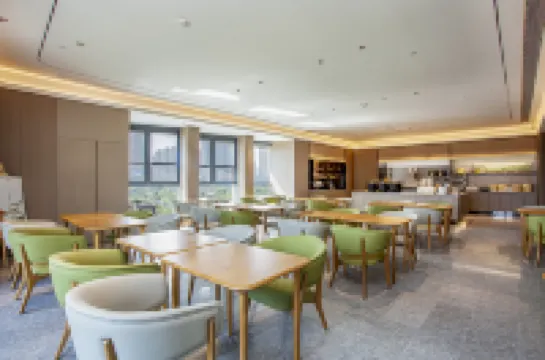 โรงแรม JI (หวู่เยว่กวางฉาง ฟูหยาง)