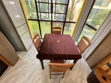 Shanshe Renjing Hot Spring Apartment Отели рядом с достопримечательностью «Yang Shi Mu»