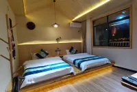 Linjiang Waterfall Viewing Inn