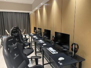 Luoyue E-sports Apartment (Olympic Sports Wanda Branch)