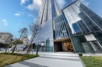 Premier Hotel (Zhuhai Gongbei Port Zhuhai Station Branch)