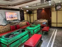 Huazhou Jinyue Shangjing Hotel