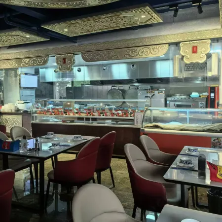 Xilinhot Moonlight Stroll Hotel (Victoria Plaza)