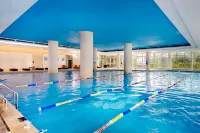 Luxe·Eastern Joy Suites Hotel - Pools