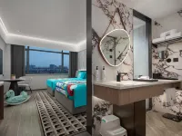 Pingyao Ancient City Wanda Moments Hotel Hotels near Shuanglin Temple