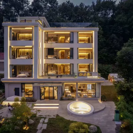 Xiantingxu Homestay (Laojunshan Zhongling Cableway Branch)