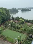 Liuye Lake Xingfu Bridge Guesthouse Hotels in Daxiaohe Street/Liuye Lake Tourist Resort