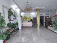 Huoqiu Express Hotel