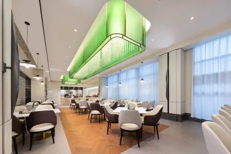 Atour Hotel, Yinhe 1st Road, Suzhou Government Affairs Center Отели рядом с достопримечательностью «Suzhou Yongqiao Sanba Passenger Transport Terminal»