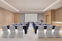 Mehood Lestie Hotel (Foshan Nanhai Xinduhui Dali Pedestrian Street Branch)