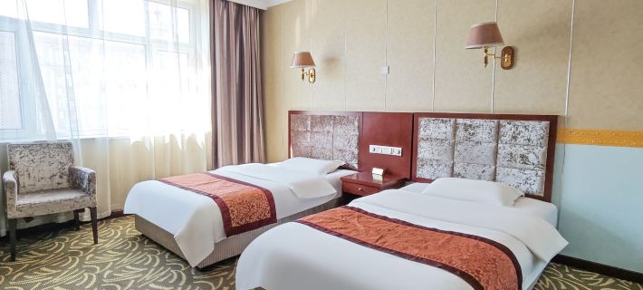 Tianyoude Business Hotel Hotel di Eerguna