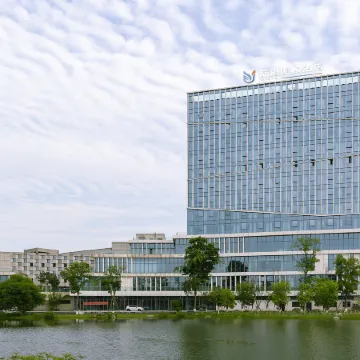 Lugang Mingyue Hotel