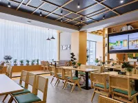 Qiuguo Hotel (Olympic Sports Center) Hotel dekat Jalan Anning
