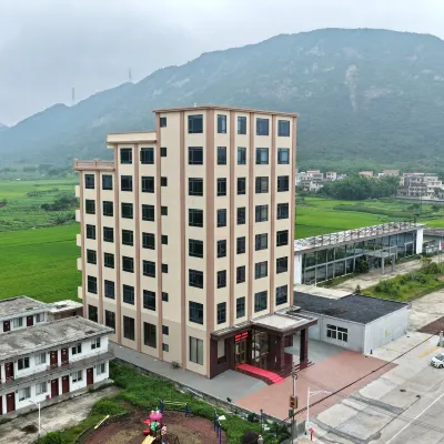 Caofeng Bay Hotel Hotels near Hehai Daolang · Rice Field Ecological and Cultural Theme Park