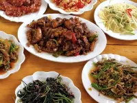 Zhuolonglinka Homestay โรงแรมในตันปา