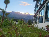 Grassland•Sihai Mountain Beautiful accommodation with a view of the wilderness