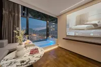 sky·Holiday Hotel - Beach