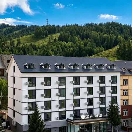 Kanas H Resort