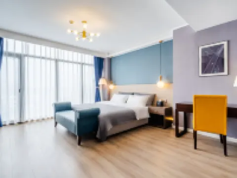 Lang Qiao Yinxiang Yucheng Hotel Hotels near Yazhou Lounge Bridge