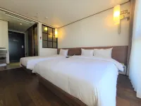Tamara Jeju Hotel Các khách sạn gần Công viên Sammaebong