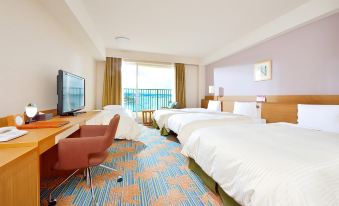 Vessel Hotel Campana Okinawa